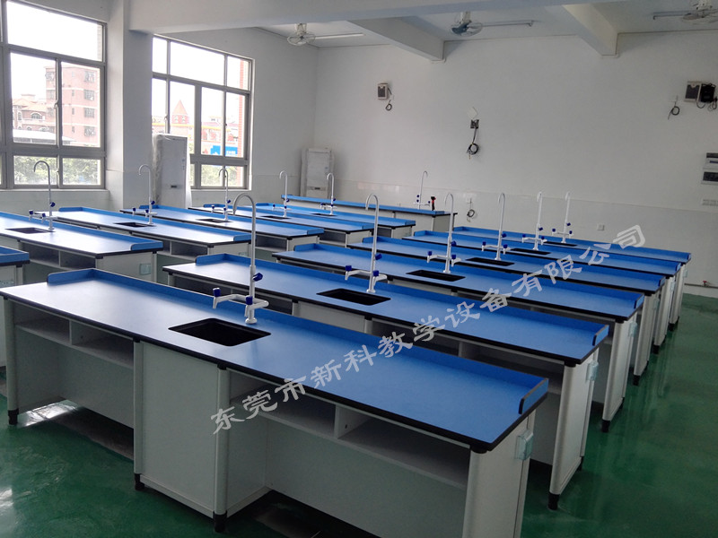 <a href='http://m.taiwanquinoa.com/chanpin/53-1.html' target='1' style='font-size:18px; font-weight:bold; color:#000000;'>科學實驗室</a>