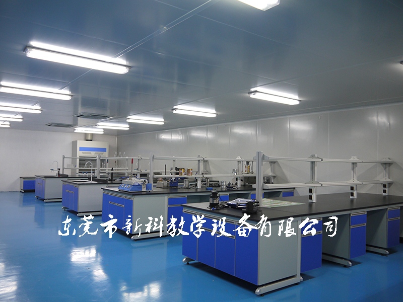 <a href='http://m.taiwanquinoa.com/products/63-1.html' target='1' style='font-size:18px; font-weight:bold; color:#000000;'>中央實驗臺</a>案例